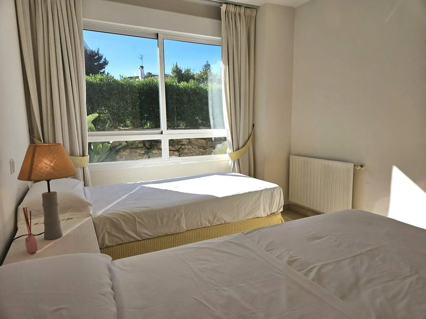 Pass The Keys Nice And Bright Apartment Marbella
