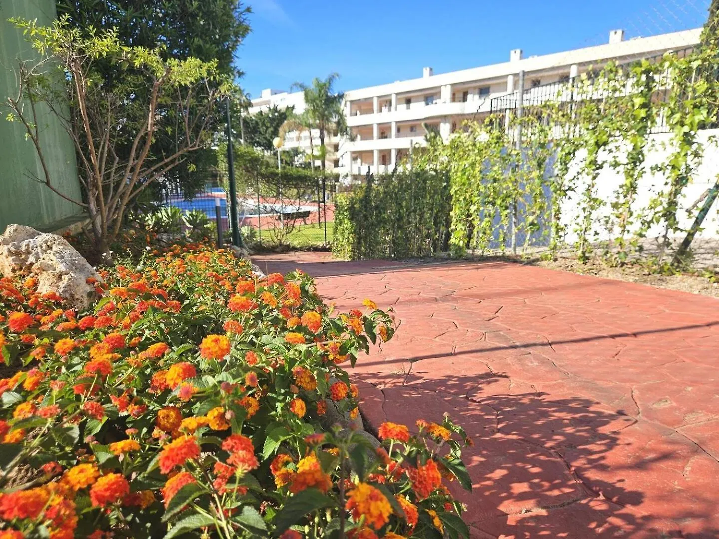 Pass The Keys Nice And Bright Apartment Marbella Spain
